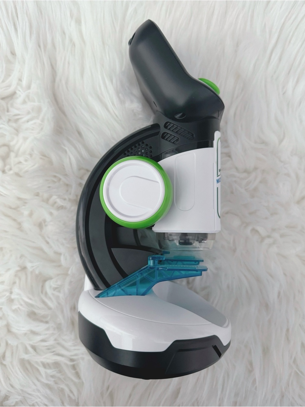 LeapFrog Magic Adventures Microscope! - Picture 2 of 4
